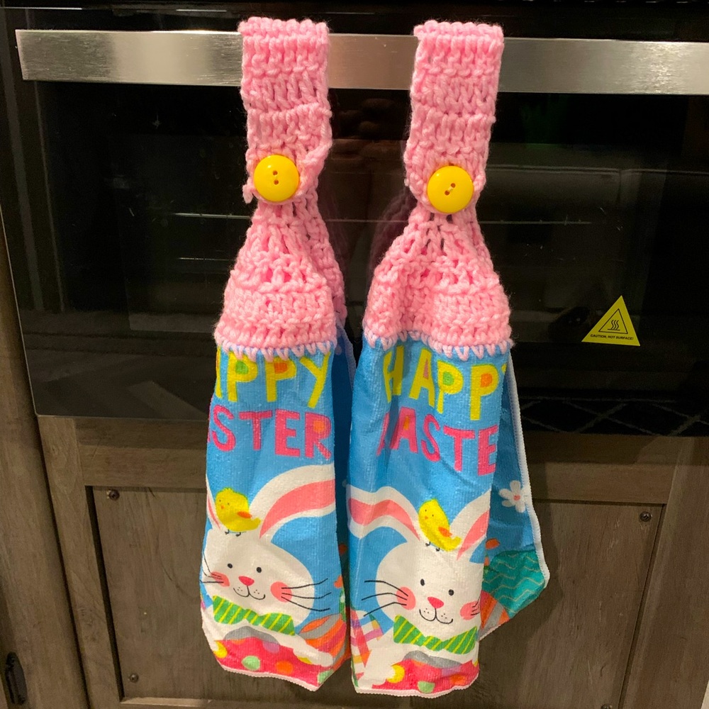 Handmade Holiday Themed Hand-towel Decor